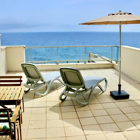 3bdr + 2bath Ocean View Apartment